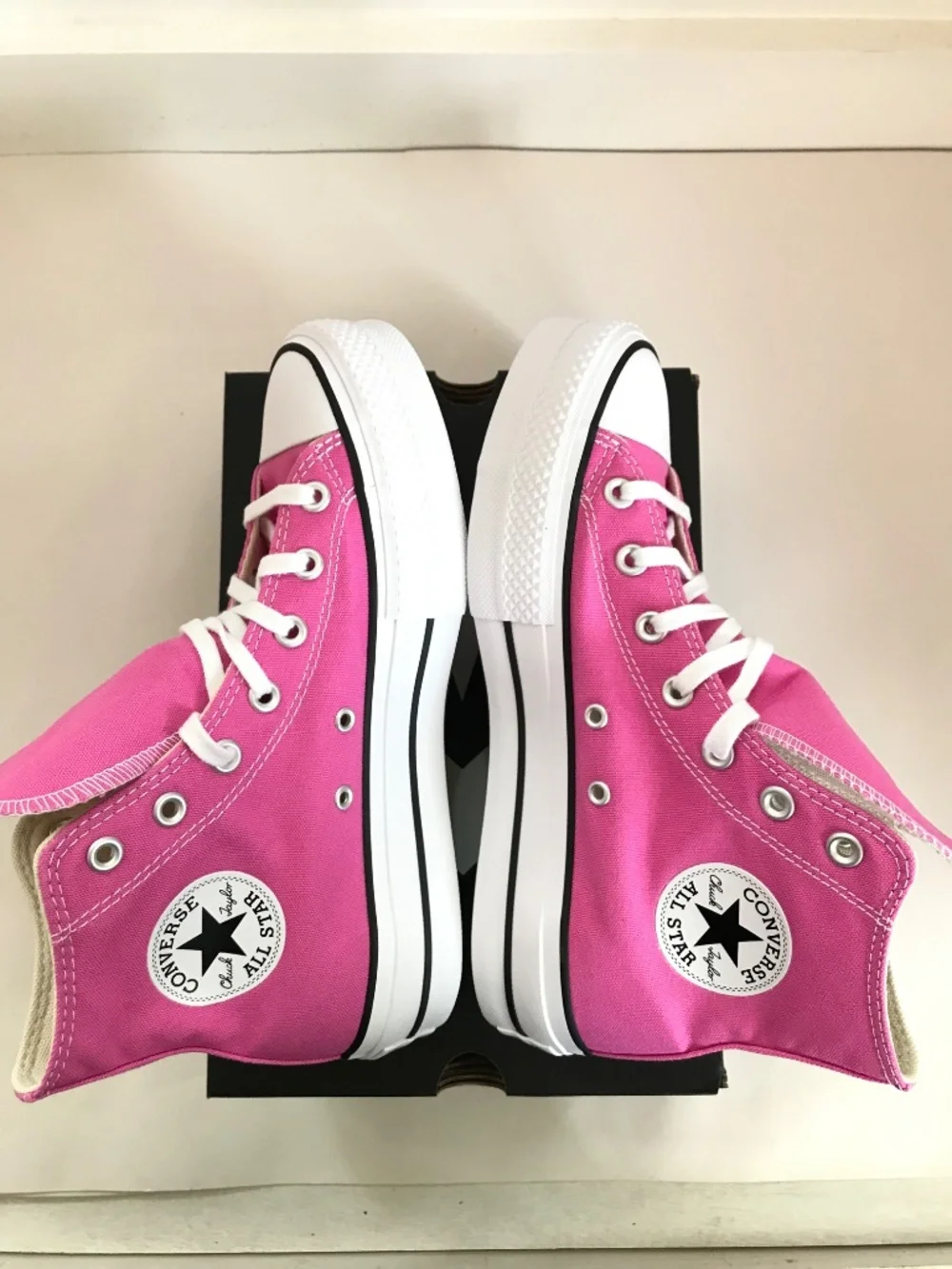 Converse All Stars new box